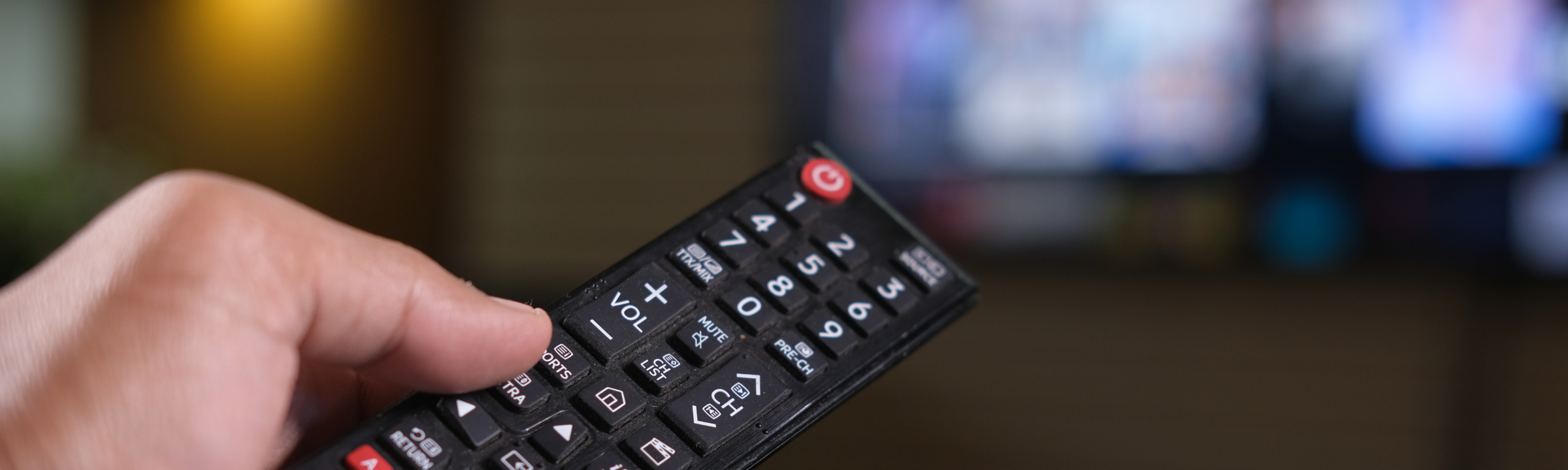 Sondage : les chaînes de télévision devraient-elles supprimer les publicités pendant les films ?